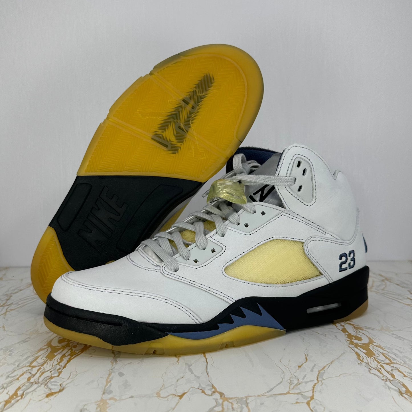 Jordan 5 Retro A Ma Maniére Dawn (Women's)