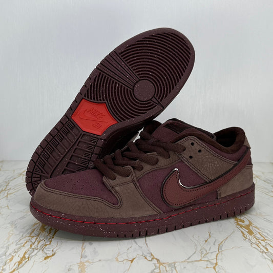 Nike SB Dunk Low City Of Love Burgundy Crush