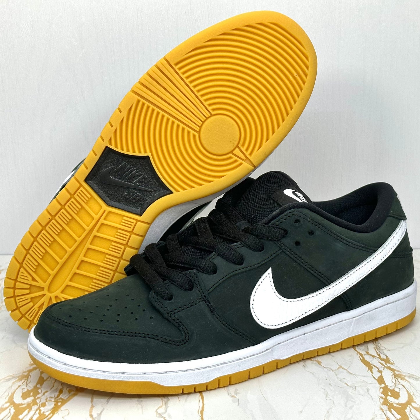 Nike SB Dunk Low Pro Black Gum